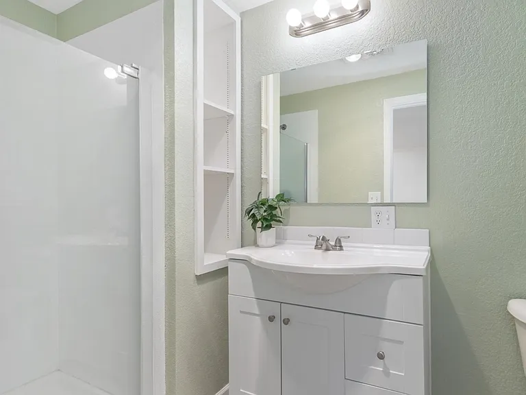 34685 Bridge View Dr NE — Photo 9