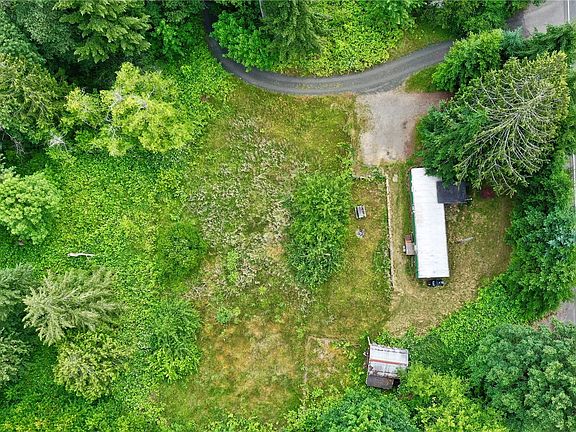5th image of 1252 E Crestview Drive