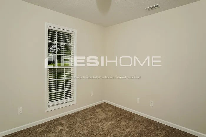 702 Carter Grove Rd — Photo 15