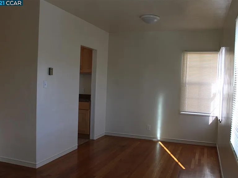 515 Lexington Ave #517 — Photo 19