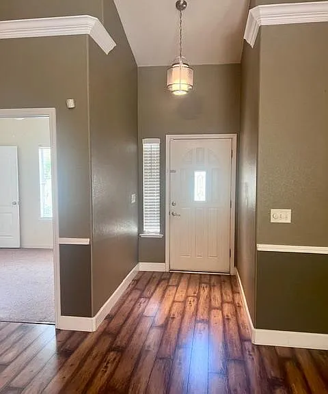 1877 E Turnberry Ave — Photo 16