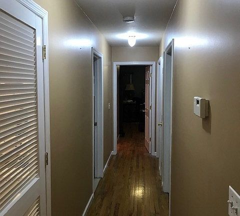 4th image of 325 Arlington Ave #2
