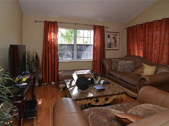4th image of 1626 SE Green Acres Cir APT J202