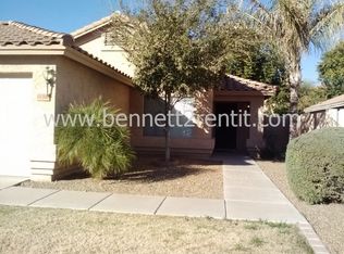 1120 W Seagull Dr, Chandler, AZ 85286