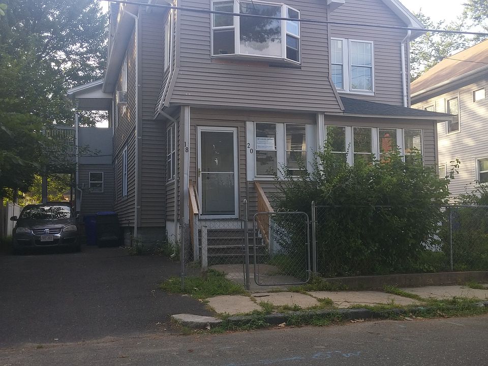 2nd image of 20 Sullivan St
