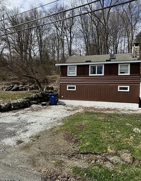 255 Wawayanda Rd — Photo 7