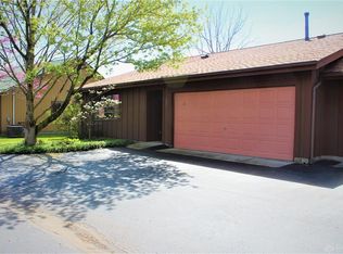 270 Park Meadows Dr, Yellow Springs, OH 45387