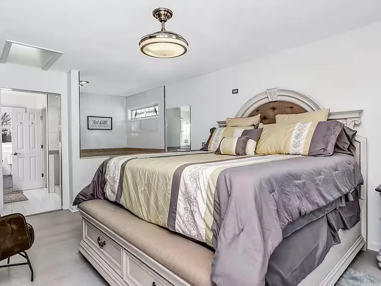 7315 Princeton Rd — Photo 2