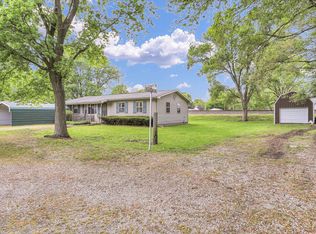 407 E Court St, Fairmount, IL 61841