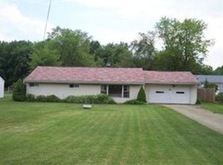 9290 Root Rd, North Ridgeville, OH 44039