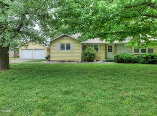 105 Maple St, Lamar, MO 64759