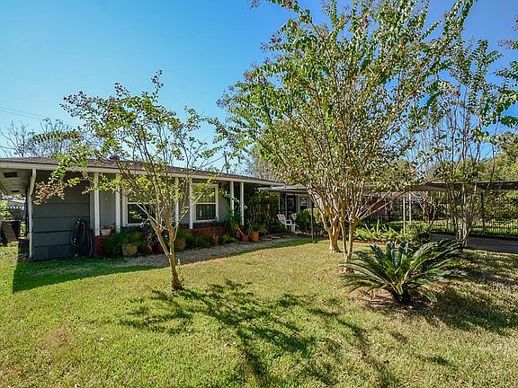 3rd image of 5834 Kenilwood Dr