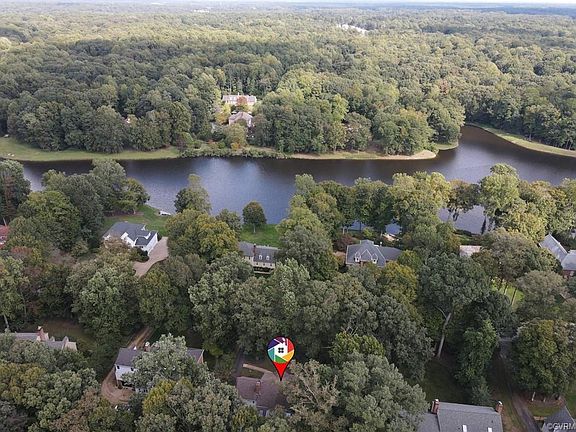 4th image of 2600 Saint Regis Dr