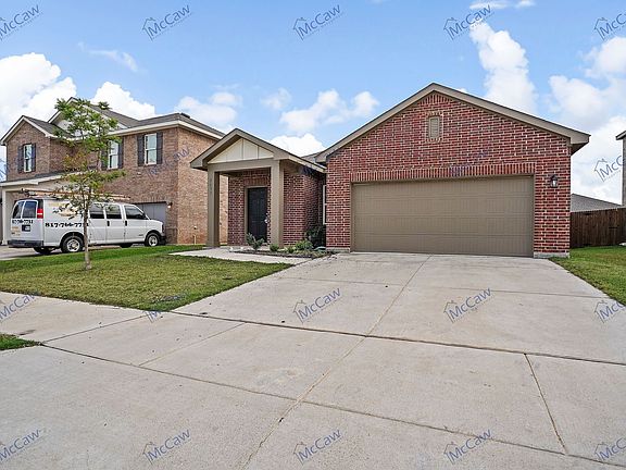 2nd image of 5633 McMahan Ln
