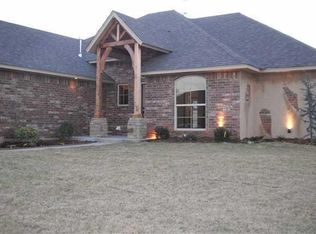 721 Tall Grass Dr, Yukon, OK 73099