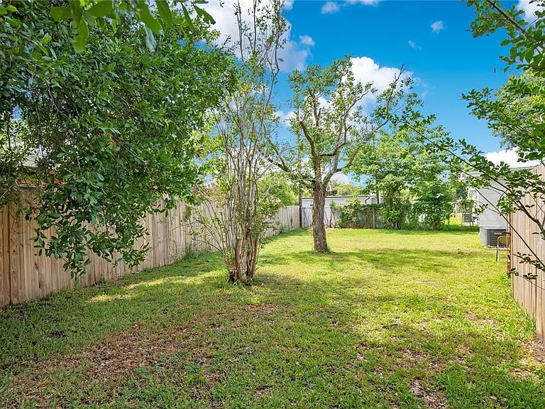 1301 Lawne Blvd — Photo 15