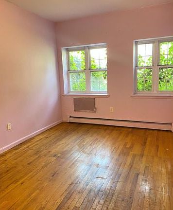4th image of 17235 90th Ave