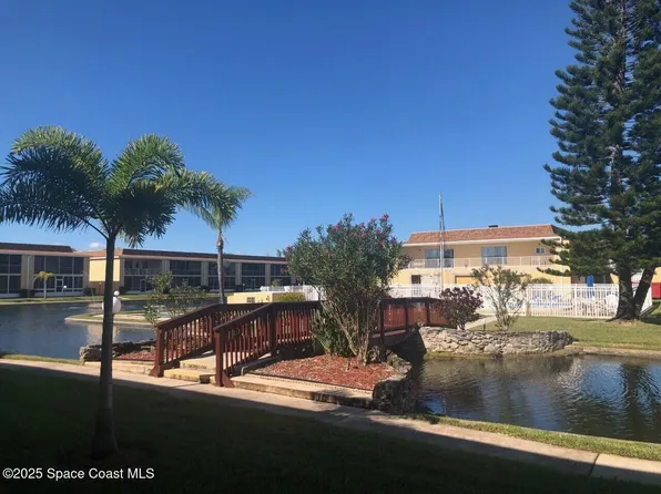 2135 N Courtenay Pkwy, Merritt Island, FL