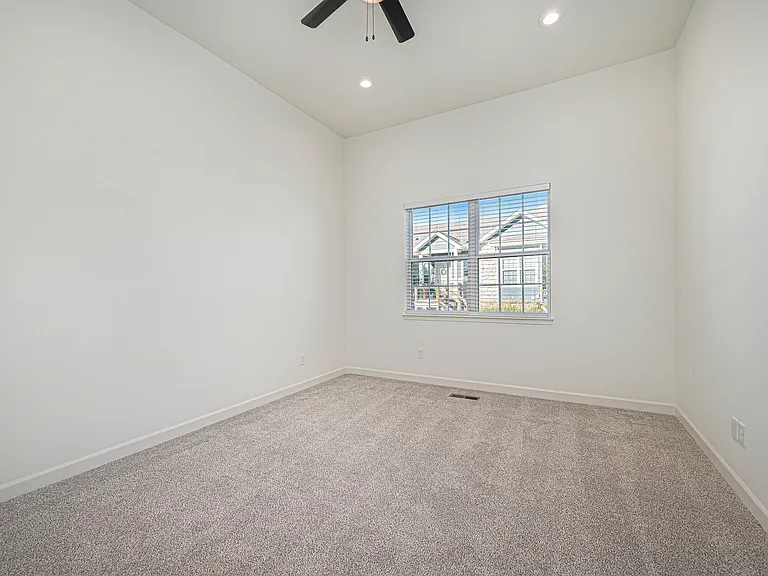 15813 Riley St — Photo 10