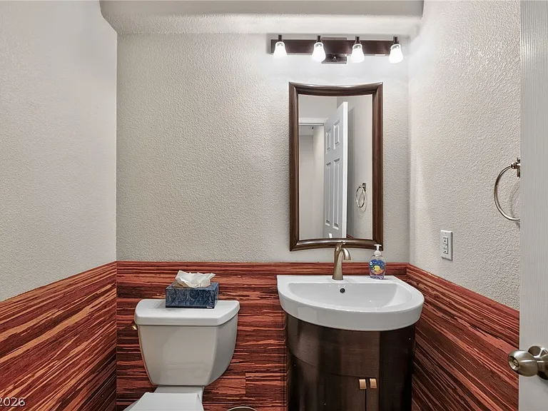 10566 Corte Sierra St — Photo 6