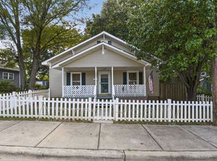 207 Doster Ave, Mooresville, NC 28115