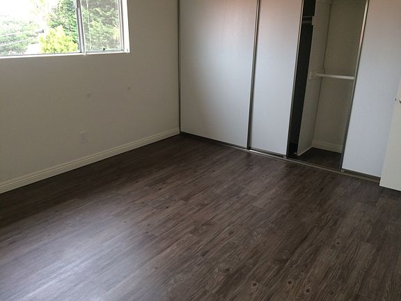 4th image of 622 S Broadway APT 18