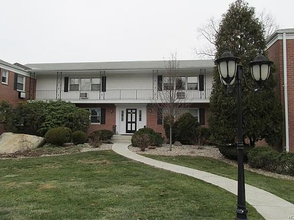 2nd image of 25 Bon Aire Cir APT 8305