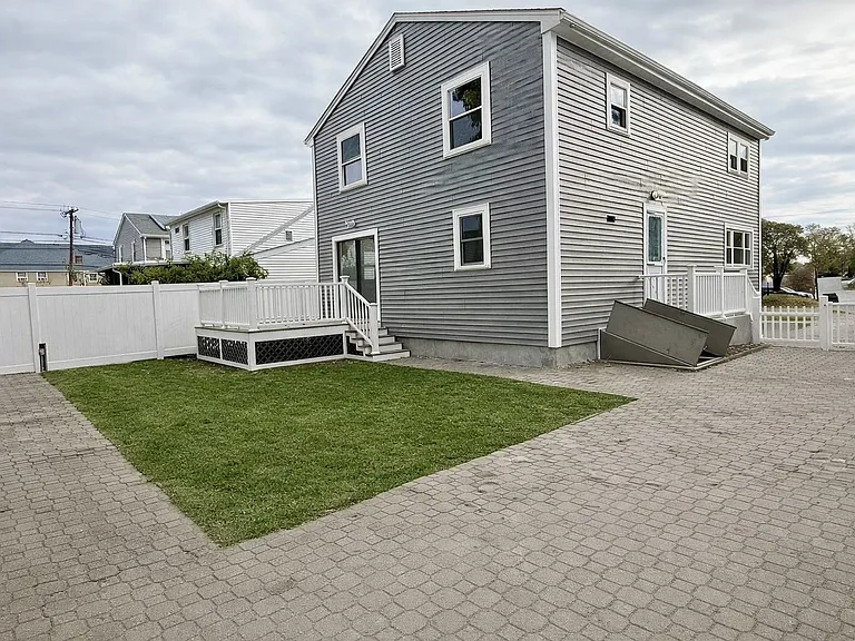 70 Seminole Ave — Photo 29