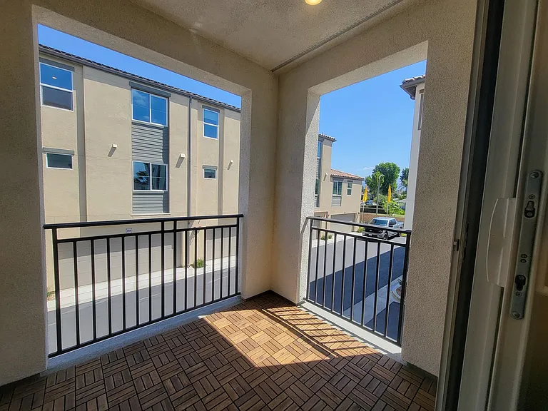 4310 Marigold Ln — Photo 26