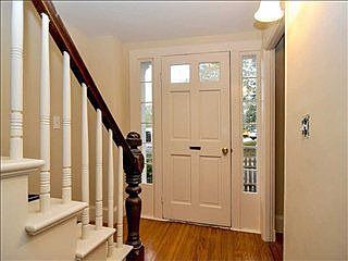 5th image of 118 Peirce St