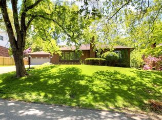 821 Spring Rd, Charleston, WV 25314