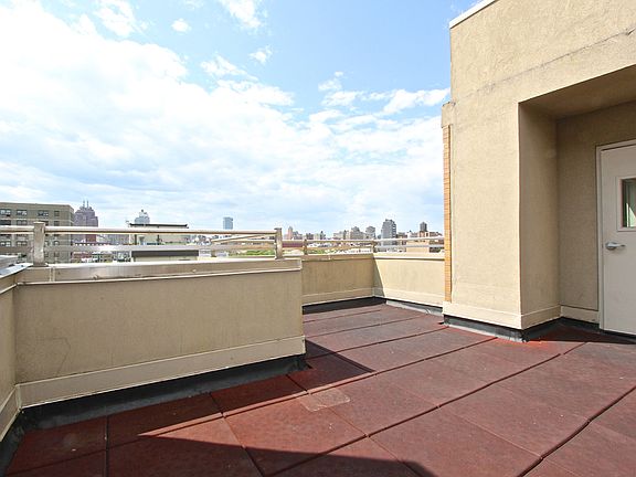 5th image of 54 Orchard St APT 2D