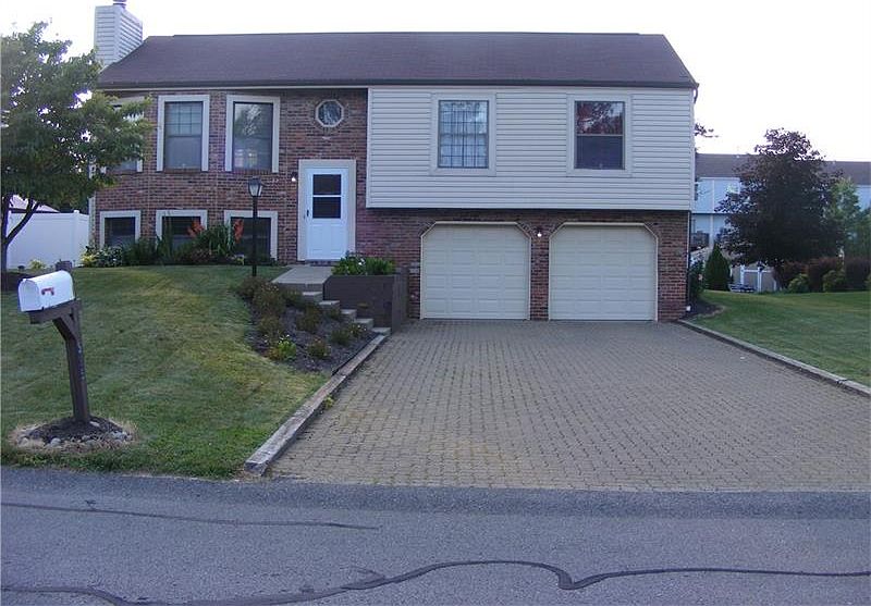 1st image of 535 Bruton Dr