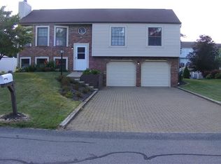 535 Bruton Dr, Gibsonia, PA 15044