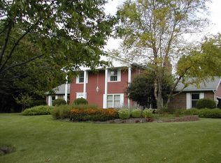 2 Elm St, Hawthorn Woods, IL