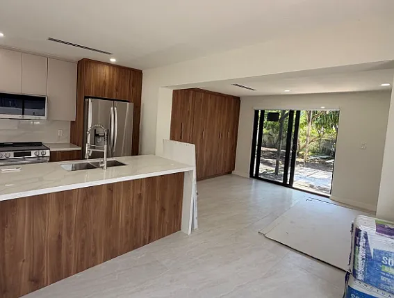 3680 NW 16th St
