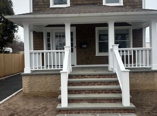 125 W Pulaski Rd, Huntington Station, NY 11746
