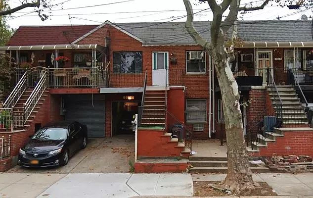 2nd image of 2605 Batchelder St