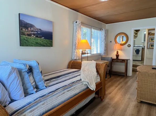 1103 W Franklin St #1/2, Monterey, CA 93940