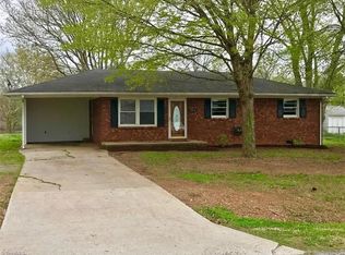 224 Cow Palace Rd, Lexington, NC 27295