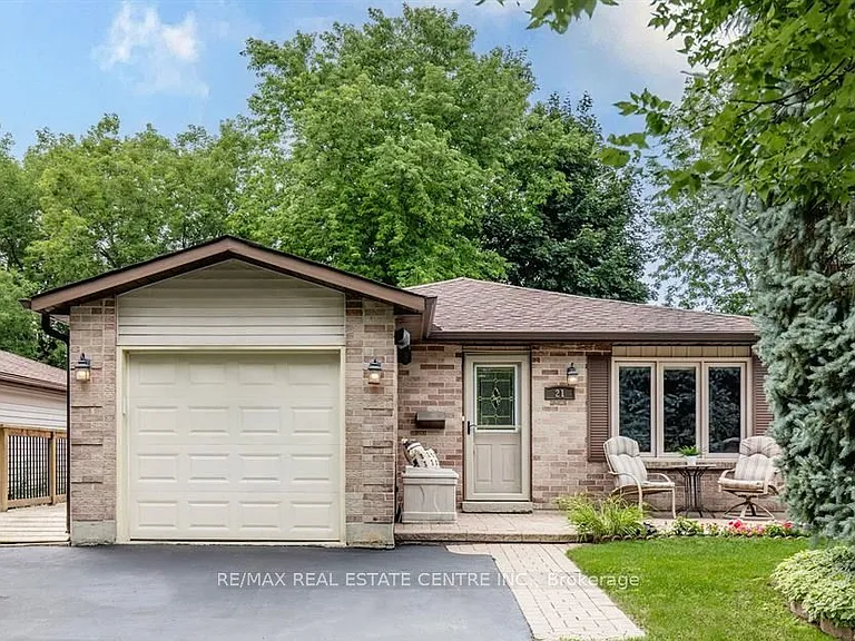 21 Maitland Dr — Photo 1