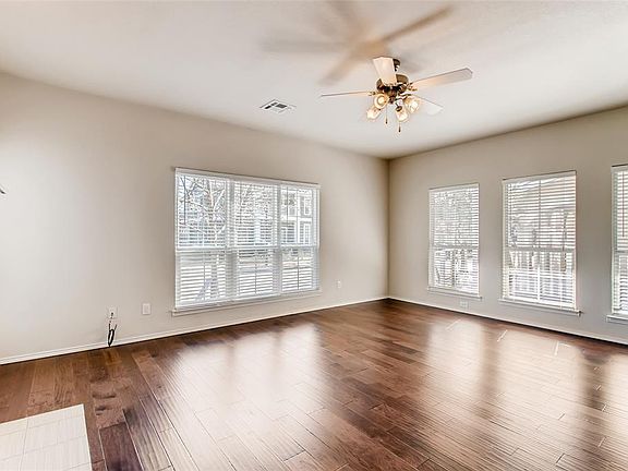 4th image of 1801 Jasmine Trl