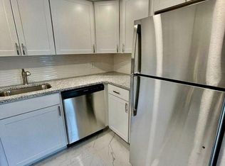 100 Parkway Blvd #1A, Kingston, PA 18704
