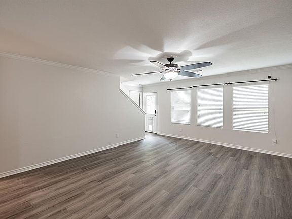 4th image of 9917 Kingfisher Dr
