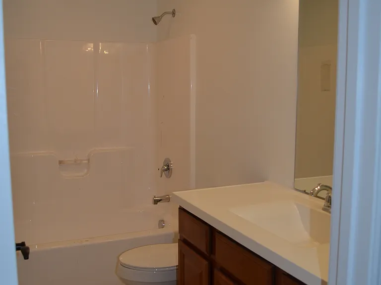 69 Lindley Rd — Photo 5