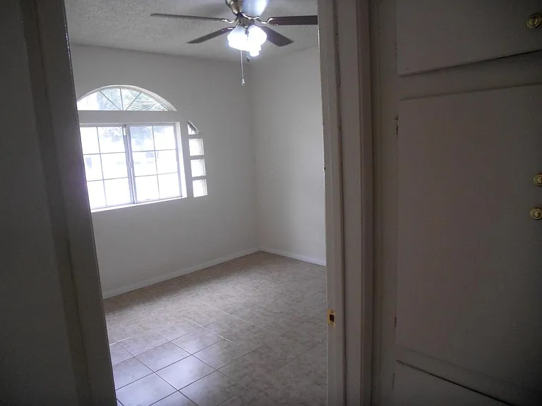 FRONT BEDROOM