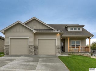 16915 Virginia St, Omaha, NE 68136