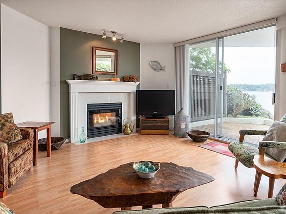 4th image of 150 Promenade Dr #110