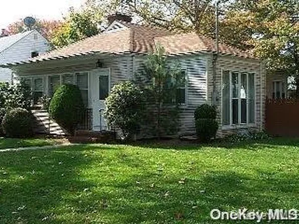 165 Pierson Avenue, Hempstead, NY 11550