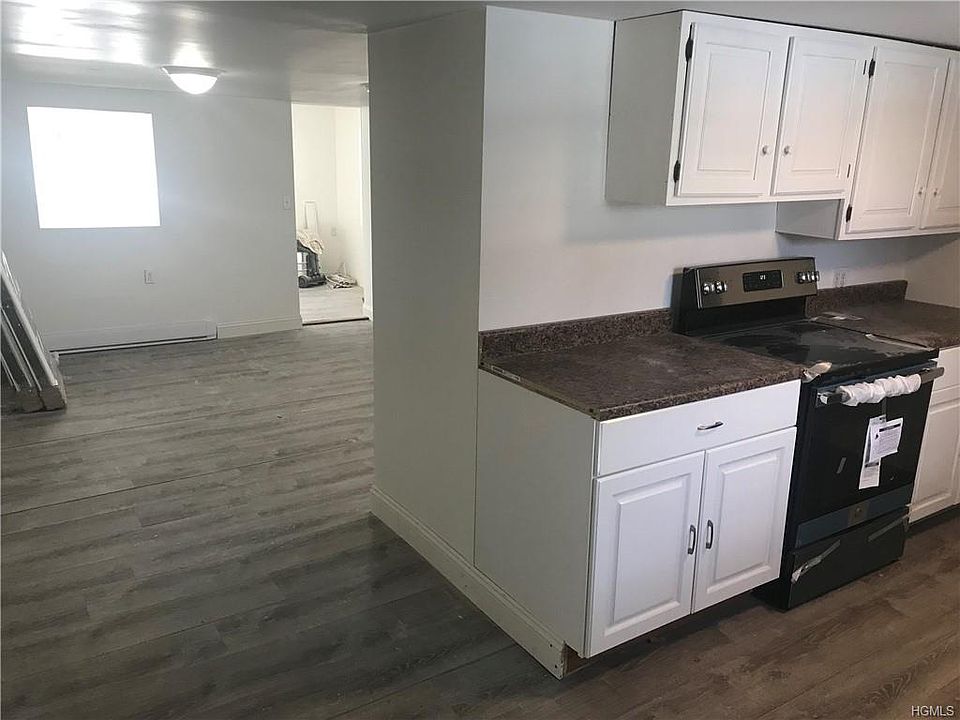 1st image of 386 Scotchtown Rd
